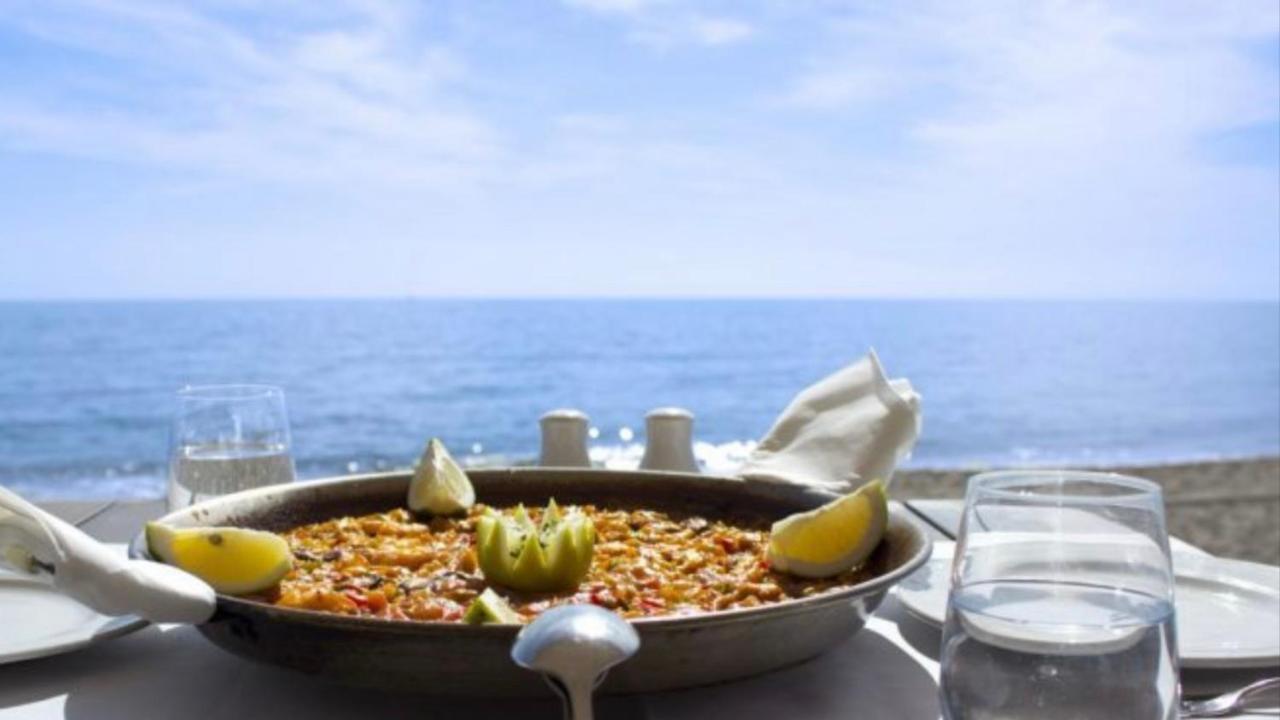 Mi Capricho Beachfront- 3-7 Apartment With Sea Views Sitio de Calahonda エクステリア 写真