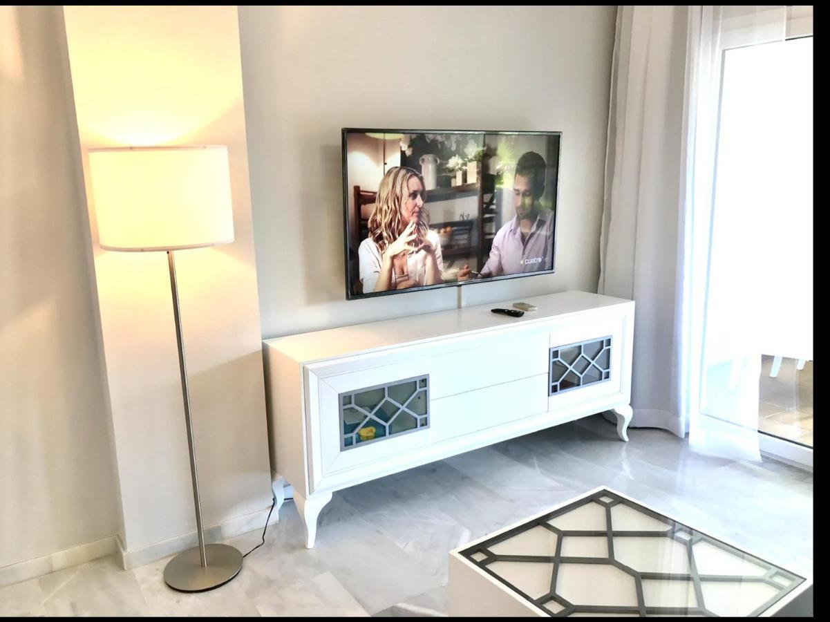 Mi Capricho Beachfront- 3-7 Apartment With Sea Views Sitio de Calahonda エクステリア 写真