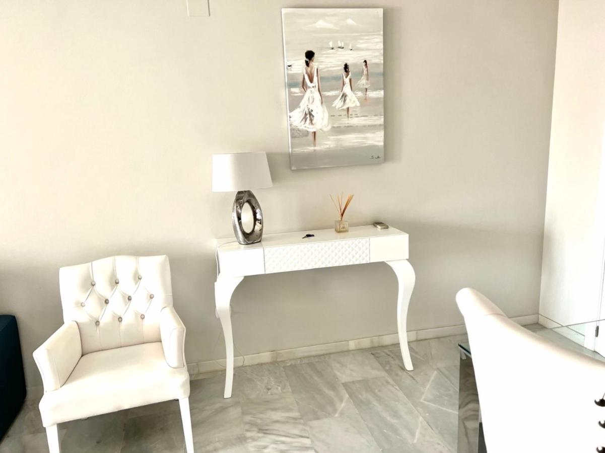 Mi Capricho Beachfront- 3-7 Apartment With Sea Views Sitio de Calahonda エクステリア 写真